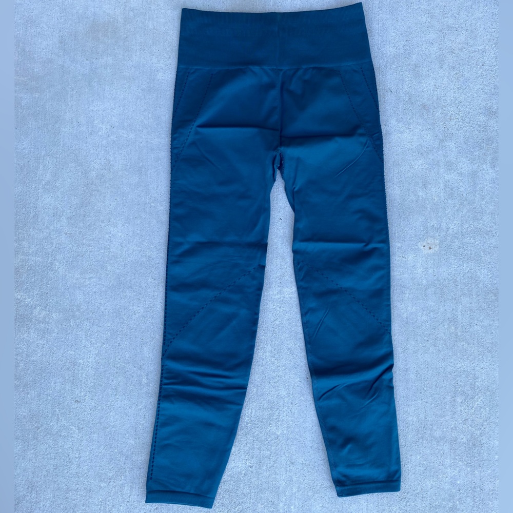 Women's turquoise cutout contour Leggings